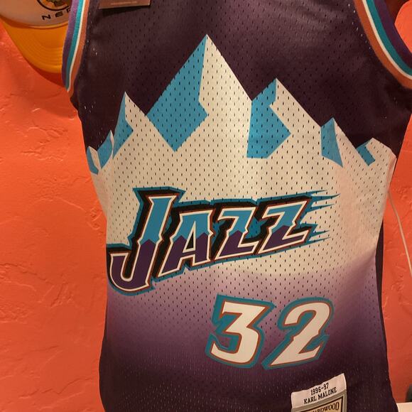 Mitchell & Ness 1998 Utah Jazz Karl Malone basketball Jersey Men Small Authentic - Picture 6 of 6